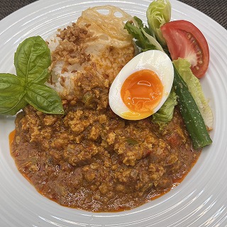 　　　　　　　　　　　エスニックキーマカレー